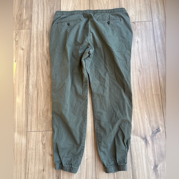 Gap Mens Size Large Olive Green Jogger Chino Pants 100% Cotton Preppy - Picture 6 of 9